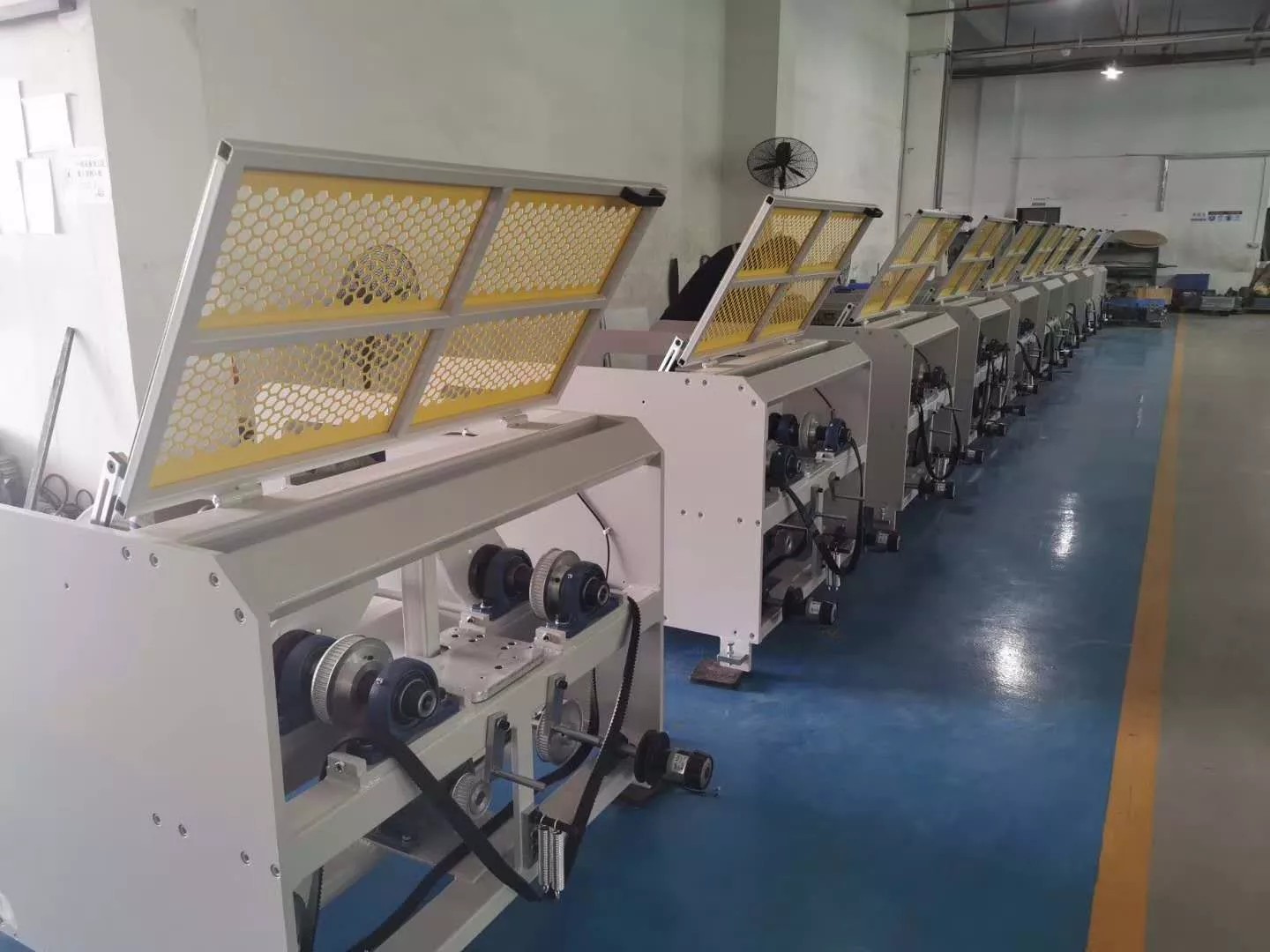 Paper rope making machine